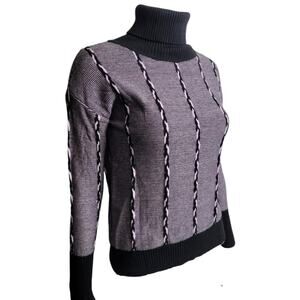 MIO MIO Women's 3D Knit Braided Turtleneck Sweater Sz Medium Minimalist Trendy